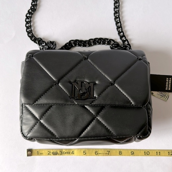 NWT BADGLEY MISCHKA Black Studded Quilted Chain Strap Shoulder Bag - Picture 10 of 11